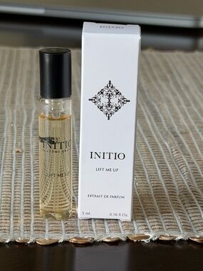 INITIO Lift Me Up